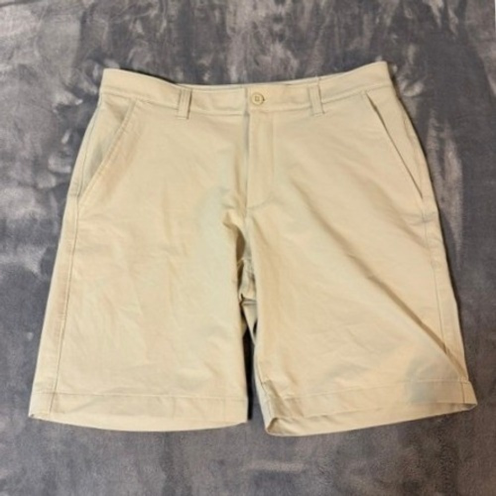 Under Armour Golf Shorts Men 34 Beige Performance Chino Solid Activewear
